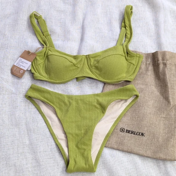 BNWT / Berlook / Small / medium / Green Backless Underwire Bikini - Picture 1 of 4